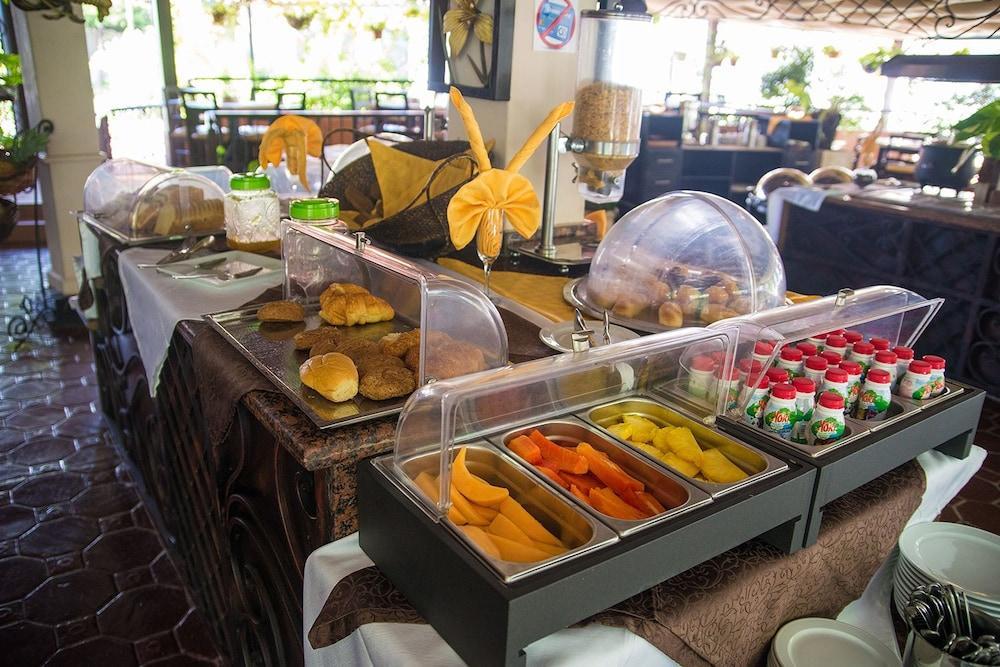 בווארו The Mt Hotel מראה חיצוני תמונה
