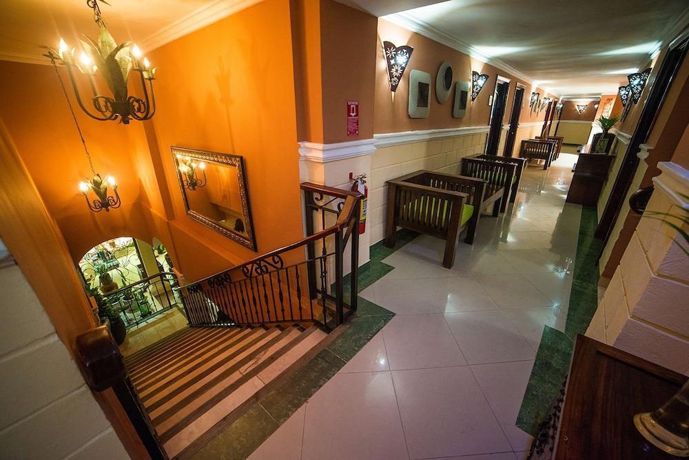 בווארו The Mt Hotel מראה חיצוני תמונה