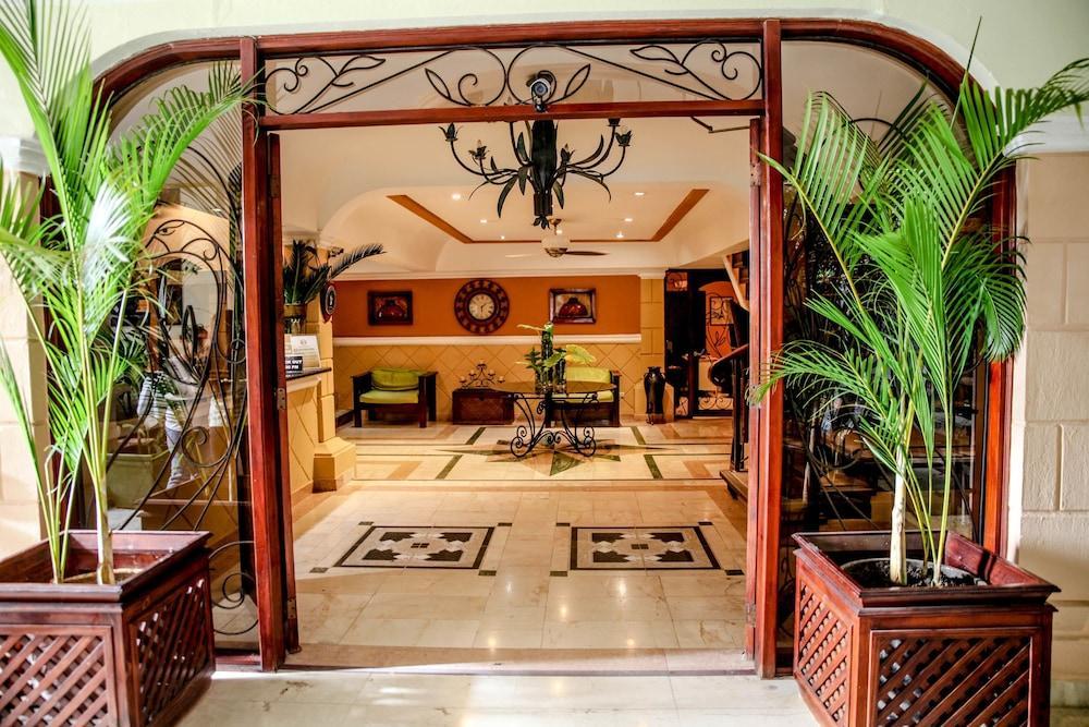 בווארו The Mt Hotel מראה חיצוני תמונה